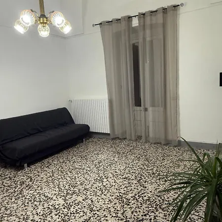 Mimi House